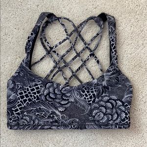 Lululemon yoga bra